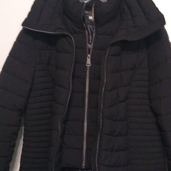 DKNY Quilted Black Puffer Jacket - Size XL - Picture 4 of 9